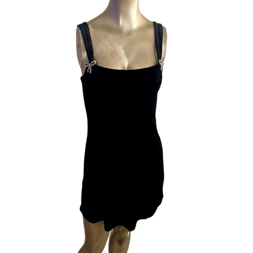 B Smart Black Velvet Rhinestone Bow Strap A-Line Mini Dress Size 4